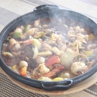 แซ่บริมเขา Zaab Rim Khao