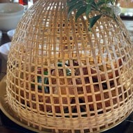 แซ่บริมเขา Zaab Rim Khao