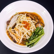 Shwe Tea House and Noodles