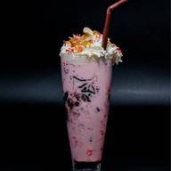 Shwe Tea House and Noodles