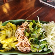 ขนมจีนต้นก้ามปู วัดจันทร์