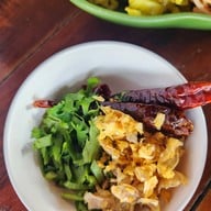 ขนมจีนต้นก้ามปู วัดจันทร์