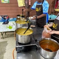 โกจ้อย ขนมจีน ไก่ทอด