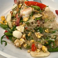 เมนูของร้าน พธู หลักสี่