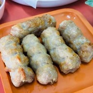 อัมพรแหนมเนือง(ต้นตำรับ) หน้าร.ร.ขอนแก่นวิทยายน
