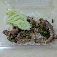 ข้าวผัดปูเชฟหนุ่ย