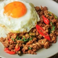 กะเพราบ้านหยก *-*