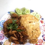 ร้านครอบครัวตัวกลม