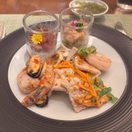 เมนูของร้าน The Peninsula Bangkok ถนน เจริญนคร
