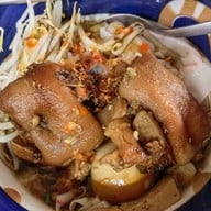 ป๋องเกี๋ยวเตี๋ยวหลอดทรงเครื่อง