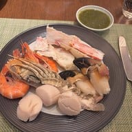 เมนูของร้าน The Peninsula Bangkok ถนน เจริญนคร