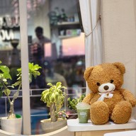 Nom Nom นมสด ปังปิ้งเนยหอมๆ -