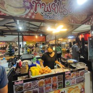 หน้าร้าน โรตี ทิพย์โรตี ต้นตำรับจากสตูล ตลาดคูคตสเตชั่น