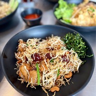 เมนูของร้าน ราดหน้าฟาไฉคู้บอนคลองสามวา คู้บอน