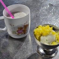 เมนูของร้าน เด่นไทยไอศกรีม