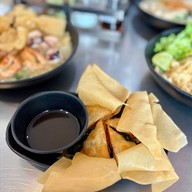 เมนูของร้าน ราดหน้าฟาไฉคู้บอนคลองสามวา คู้บอน