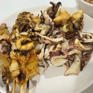 เมนูของร้าน ปลาหมึกย่างเรวดี57
