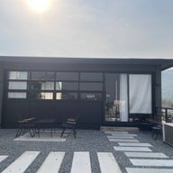 HILL HEAL Coffee & Traders