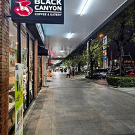 หน้าร้าน Black Canyon PTTOR คลองหลวง คลอง1