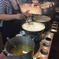 ซ้วง บัวลอยช้างเผือก Suang Bualoy Chang Phuak