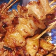 หมูปิ้งโบราณ แม่สมบูรณ์ ข้าวเหนียวหมูปิ้ง แม่สมบูรณ์