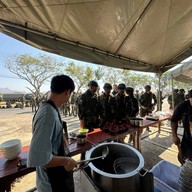 ทองอิน ก๋วยเตี๋ยวเรือ รสเด็ดปะเก็นแตก