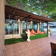 บรรยากาศ บางแสนzaab