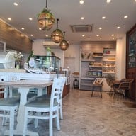 บรรยากาศ Pareto Cafe' พาเรโต้ คัฟเฟ่ หน้าโรงเรียนอนุบาลปทุมธานี