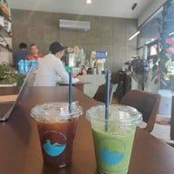 เมนูของร้าน Middle Earth Coffee Ratchawat