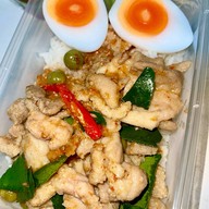 ครัวพริกแกง  by คุณนุ้ย