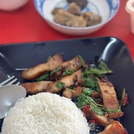 กินได้ ข้าวกับเตี๋ยว