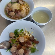 ลูกชิ้นเนื้อ โอชารส