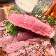 Charm Eatery and Bar สาธร