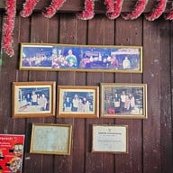 เจ๊หมวย ก๋วยเตี๋ยวเย็นตาโฟ (ลูกชิ้นกุ้งทำเอง)