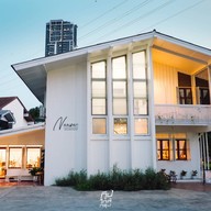 Narisa Cafe & Creative Space -