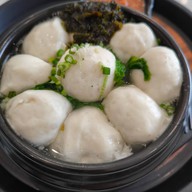 เมนูของร้าน A JUNG Fish Ball • อจัง ฟิชบอล (ชื่อเดิม สอาด ลูกชิ้นปลา) ถนนบรมราชนนี