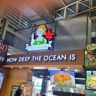 หน้าร้าน เจ๊นา คิทเช่น เจ๊นา คิทเช่น ตลาดสดธนบุรี