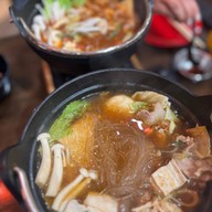 เมนูของร้าน 100 องศา กระทะเดือด สาขาใหญ่