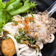 เมนูของร้าน A JUNG Fish Ball • อจัง ฟิชบอล (ชื่อเดิม สอาด ลูกชิ้นปลา) ถนนบรมราชนนี