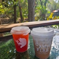 แคมป์ไฟ คาเฟ่ เขาใหญ่