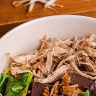 โก๋ ก๋วยเตี๋ยวไก่ตุ๋น นุ่มละลาย สนามบินน้ำ