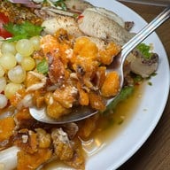 วารีธารา บรรทัดทอง อาหารทะเลพื้นบ้าน วารีธารา