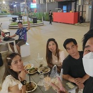 ข้าวหมูแดงซอกตึกสามย่าน เชลล์ชวนชิม