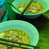 ก๋วยเตี๋ยวต้มยำหมูบะช่อ มะนาวสด รสลิ้ม