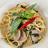 จานเขียวหวาน เขาใหญ่ Keaw Wan Dish Khao Yai