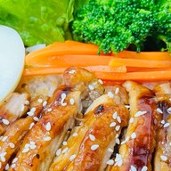 อิ่มคุ้ม สุดแซ่บ