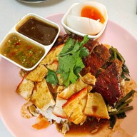 เมนูของร้าน ฮิ้น ข้าวหมูแดงข้าวหน้าเป็ด นครปฐม