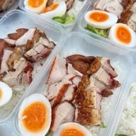 ข้าวหมูแดงซอกตึกสามย่าน เชลล์ชวนชิม
