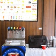 อี้จาสุกี้หม่าล่า ลาดกระบัง