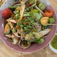 ล้านนัวส์ สุทธิสาร-รัชดา